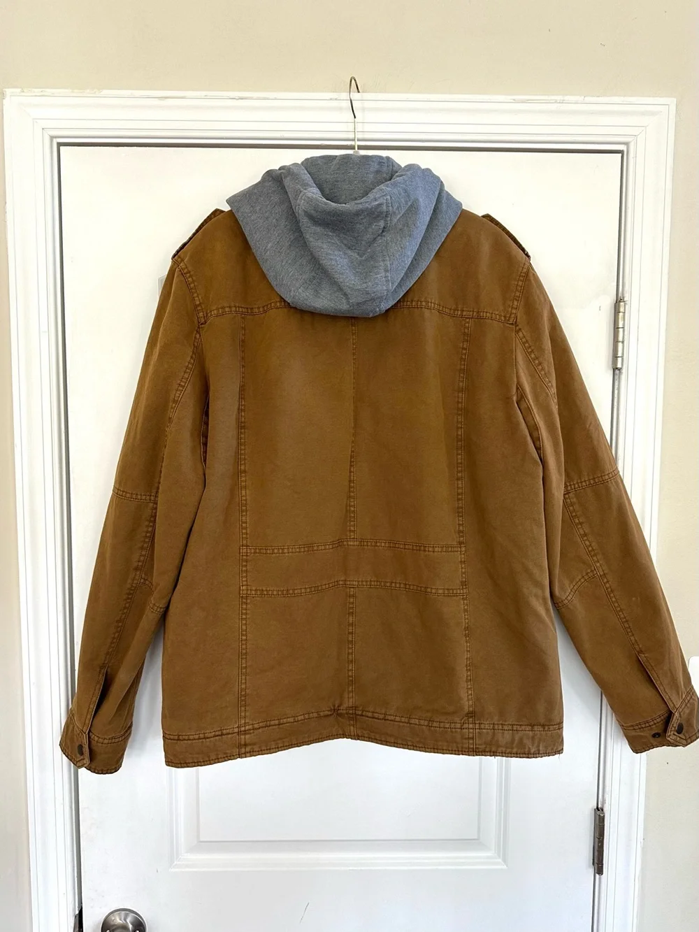 Levi's Men’s Sherpa Lined Two Pocket Hooded Trucker Jacket Brown Canvas Medium
